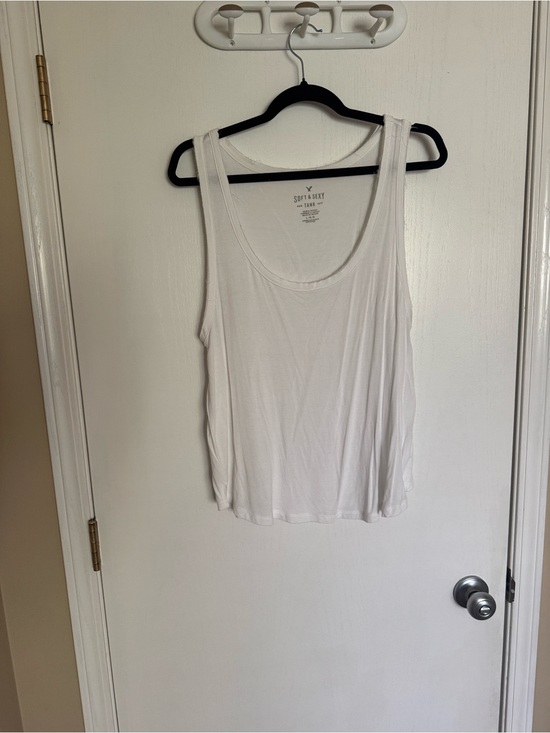 American Eagle Outfitters Tops - American Eagle Outfitters White Scoop Tank Top